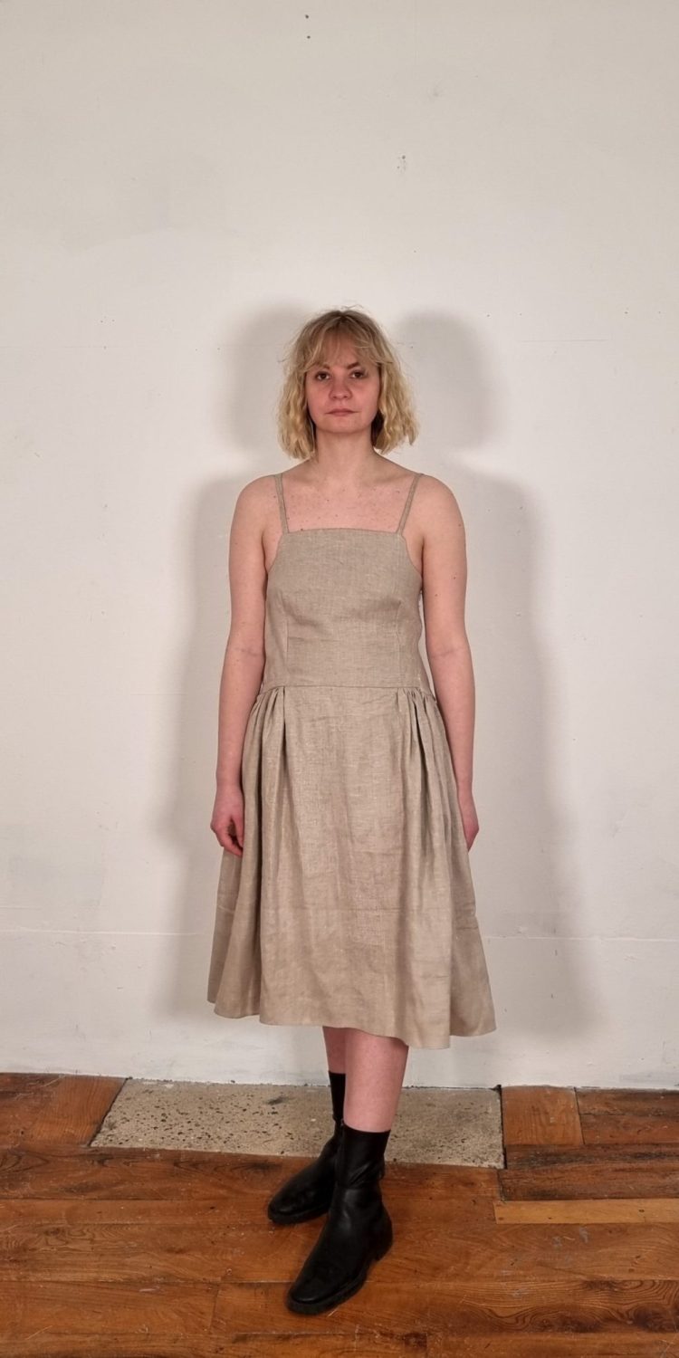 Casual Drop Waisted Dress in Midi Length, with a Trapeze Voluminous Skirt for Summer. Made from Vintage Textile Remnants dating back to the 1960s. These dresses are inspired from Silhouettes from the 1920s and take on a contemporary perspective. 